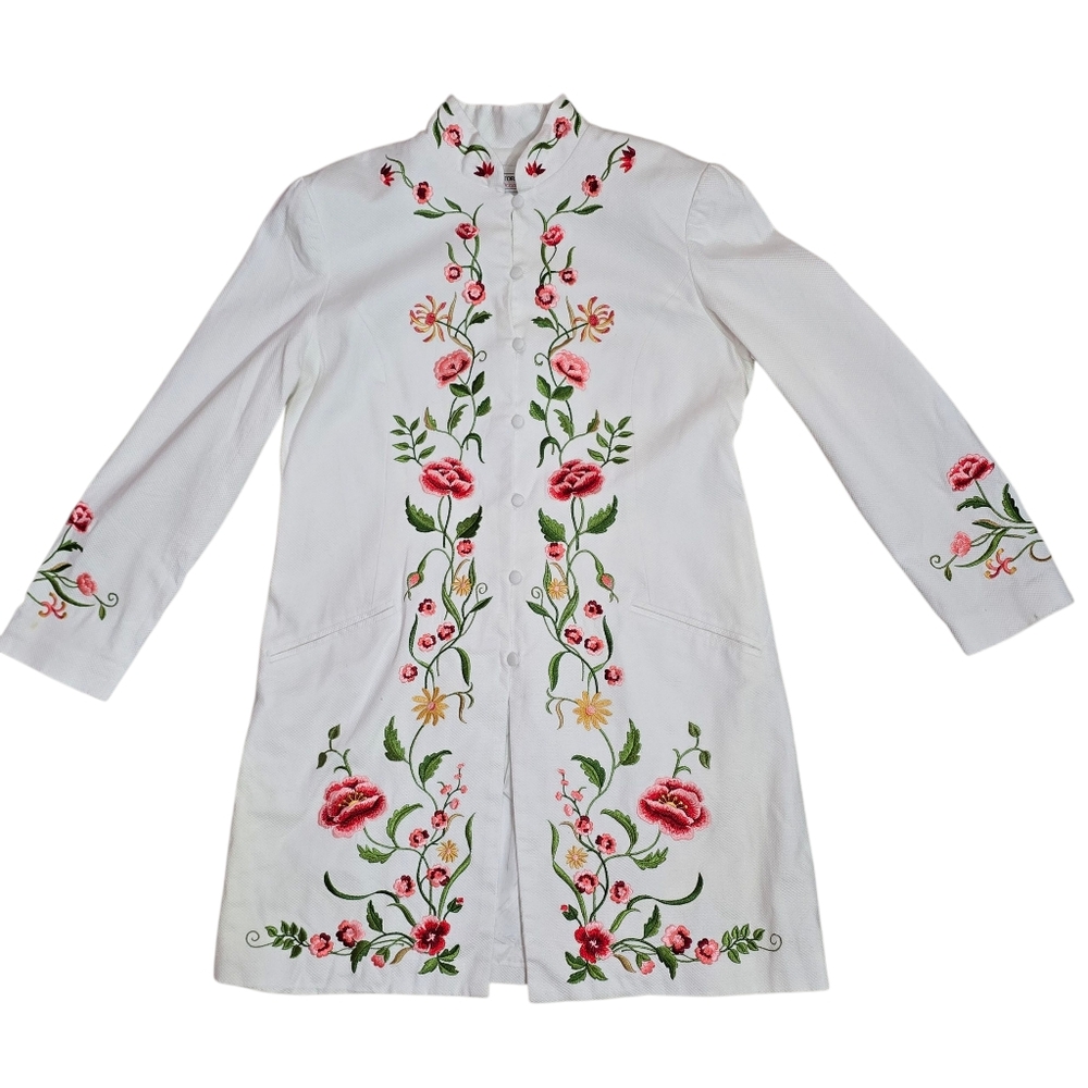 Victor Costa White Trench Coat with Floral Embroidery S